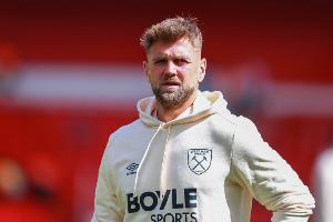 跟队记者：菲尔克鲁格已参加米兰合练，要等冬窗开启才会官宣加盟